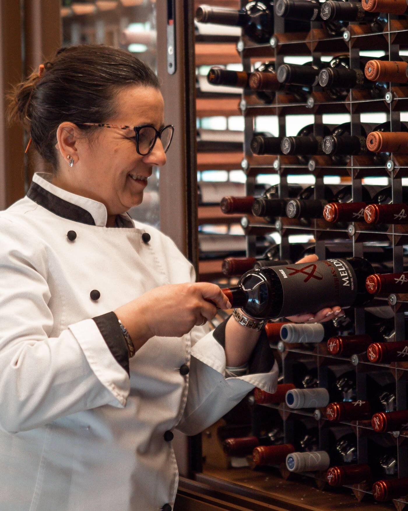 Sumiller en bodega